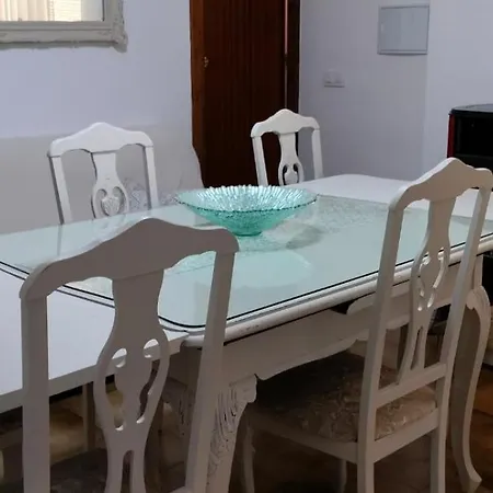 Casa Del Vidrio كاستريل